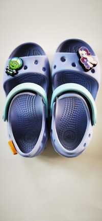 Sandałki Crocs C10