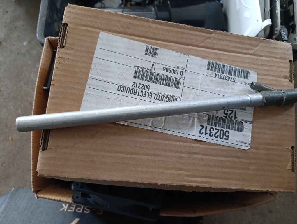 Motor  de frigorifico  a funcionar.