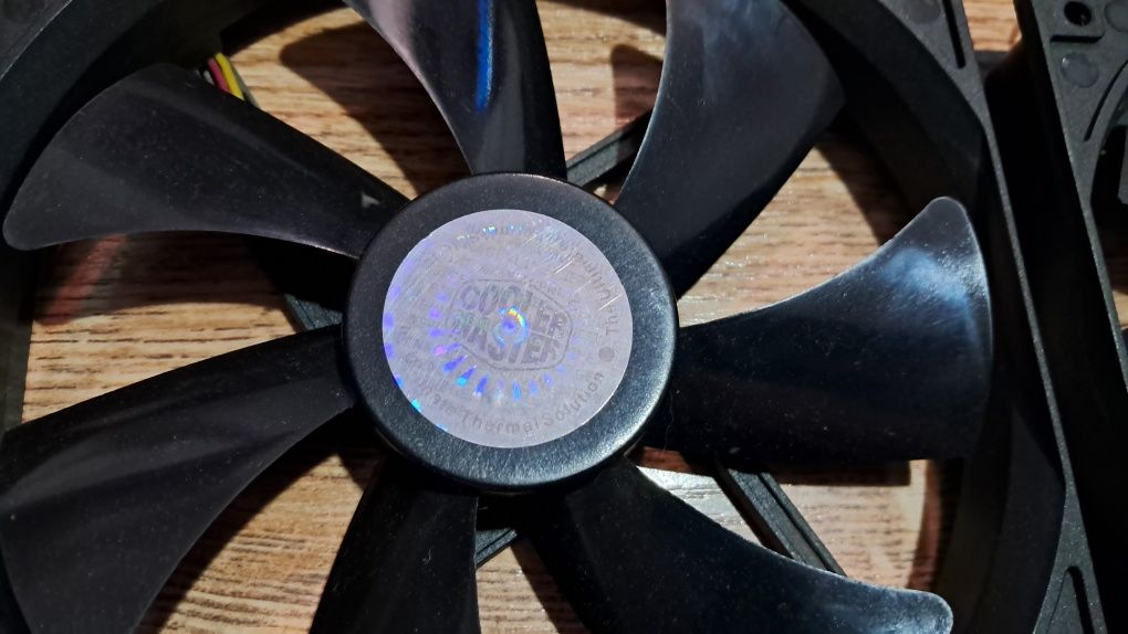 Zestaw 4x Wentylatorów Cooler Master 140mm 120mm Ciche i Wydajne