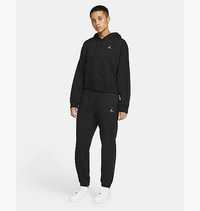 Костюм женский AIR JORDAN ESSENTIALS BLACK DN4570-010. DN4575-010