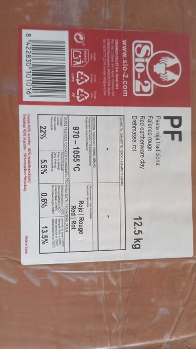 Vendo 36 kg de Barro vermelho