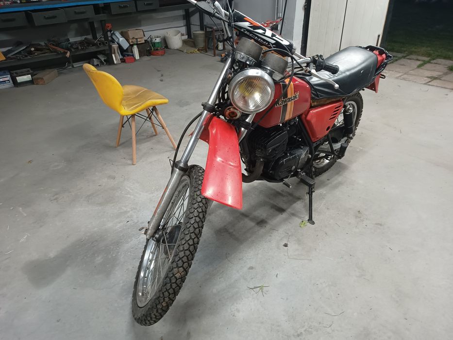 Kawasaki KE 125 z dokumentami