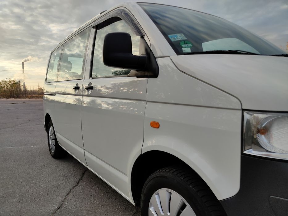 Volkswagen Transporter Club пассажир 8 мест 1,9 без турбины ! Перегон