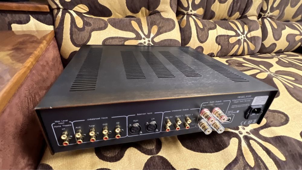 Усилитель HEGEL H100