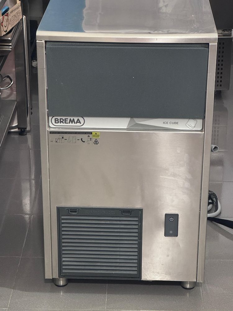 Máquina de gelo marca Brema