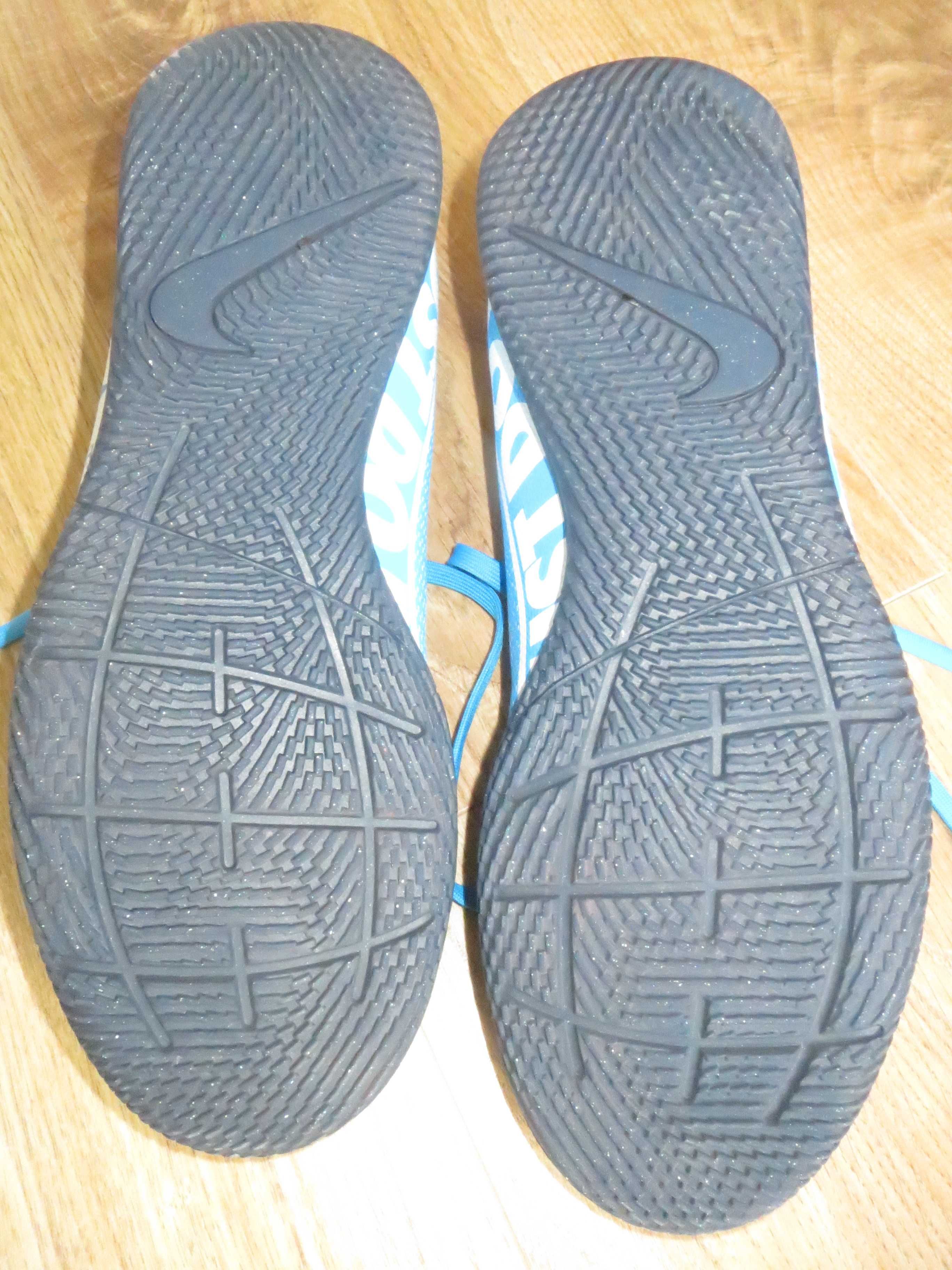 buty halowe halówki Nike Mercurial