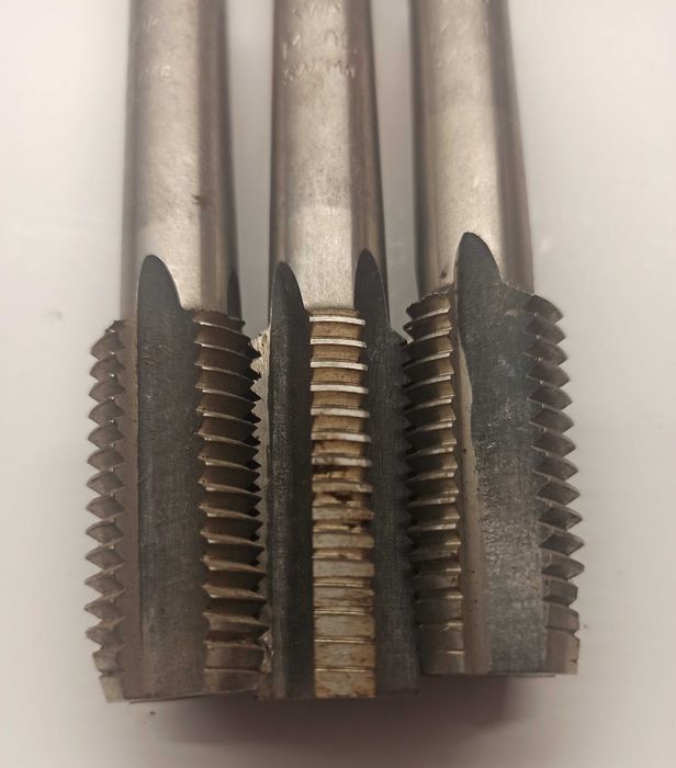 Gwintownik gwintowniki ręczne M-20  lewy polski FWP nowe  kpl- 3 szt