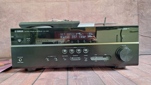 Amplituner 5.1 Yamaha RX-V485 Wifi BT AirPlay2 4k MusicCast Surround