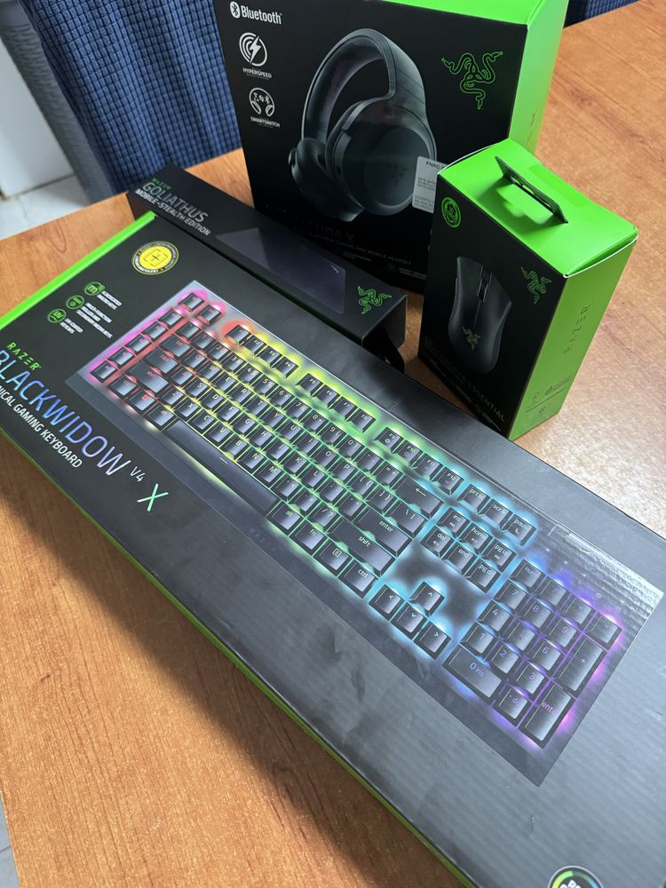 Vendo PC GAMER com teclado, rato, tapete, monitor