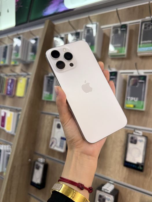 Б/у IPHONE 16Pro Max 512 White Titanium Neverlock Костюшка,5 IGRAND