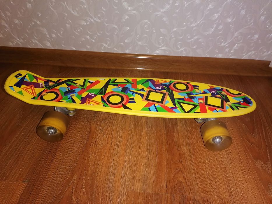 Скейт, Пені Борт, кольоровий