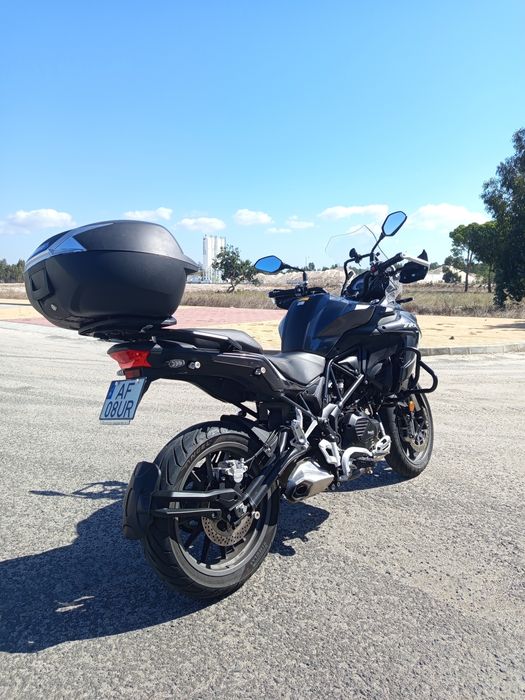 Benelli  trk 502