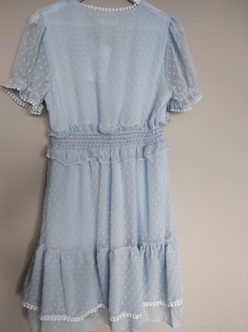 Nowa śliczna błękitna sukienka Boho r.L falbany ,koronka