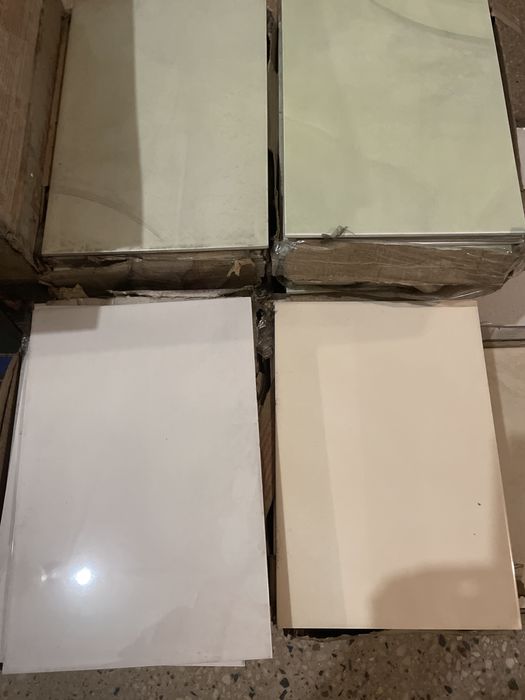 Кафель , плитка , керамограніт , кахель