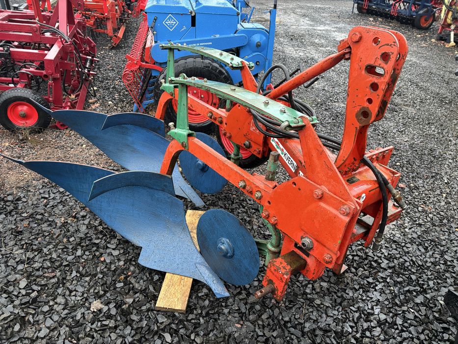 Плуг 2 корпусний захват 35 см Kverneland 35 см