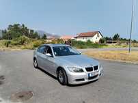 BMW 320i em bom estado