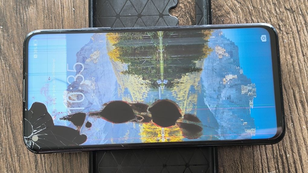 Huawei Nova 5t po upadku sprawny