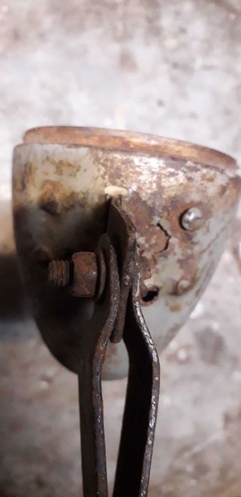 Stara obudowa lampy rowerowej lata 60'/70'