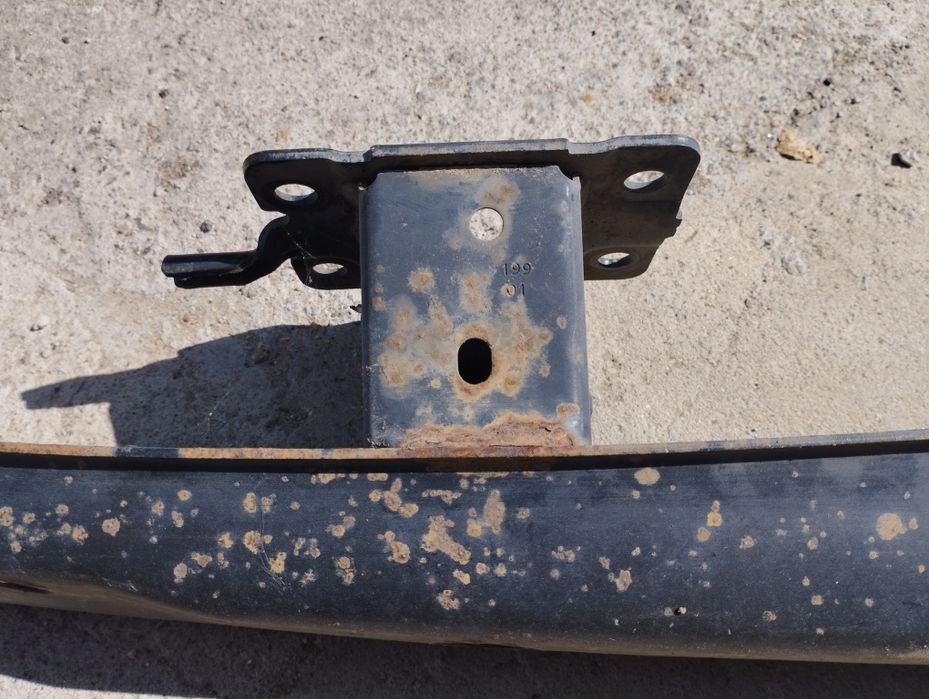 Продам усилитель бампера.