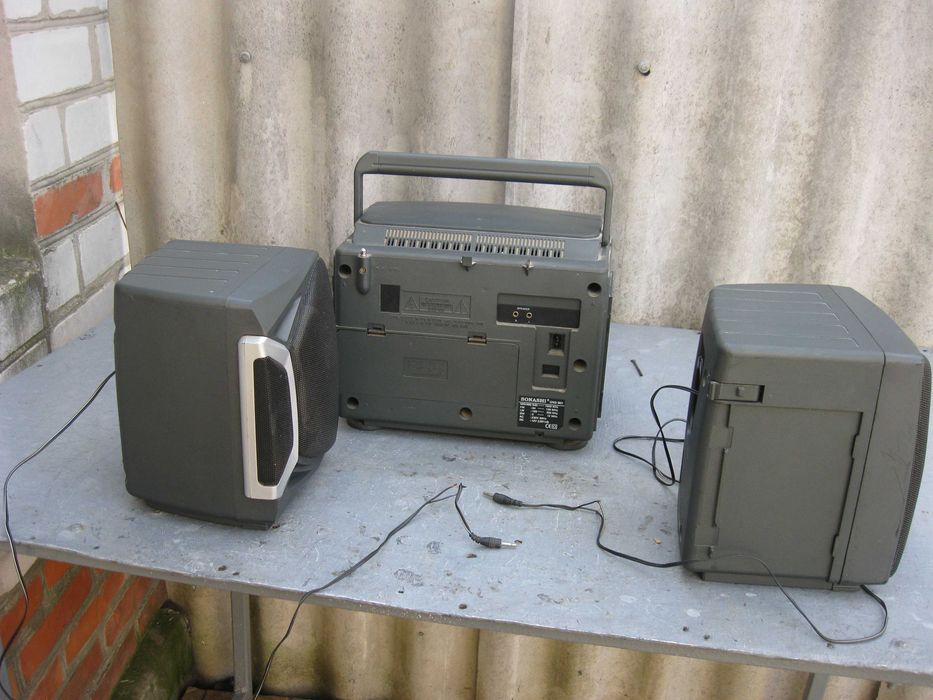 Продам колонки от музыкального центра