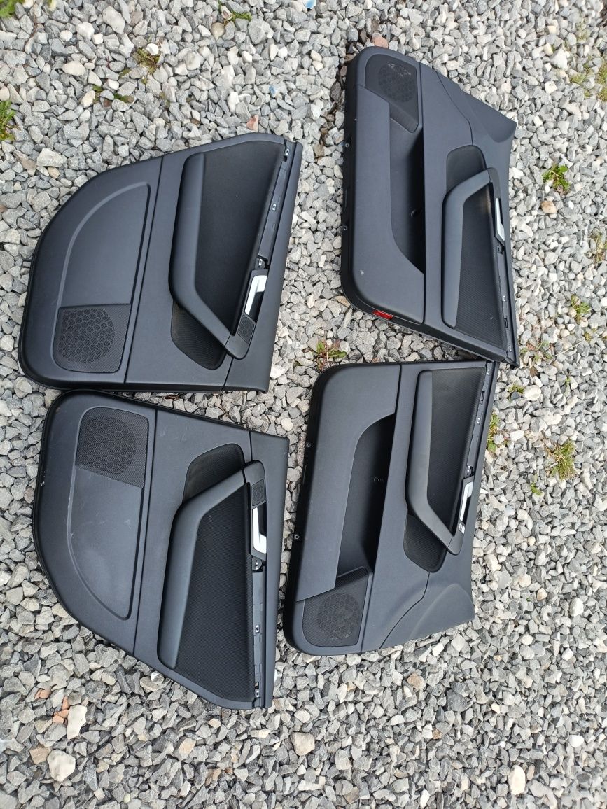 Audi a3 8p komplet boczków s line