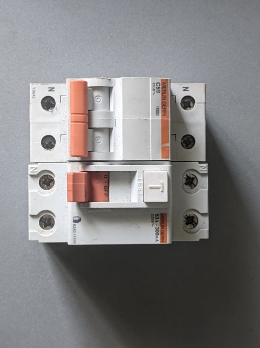 Комплект у ввідний розподільний щиток за пів ціни