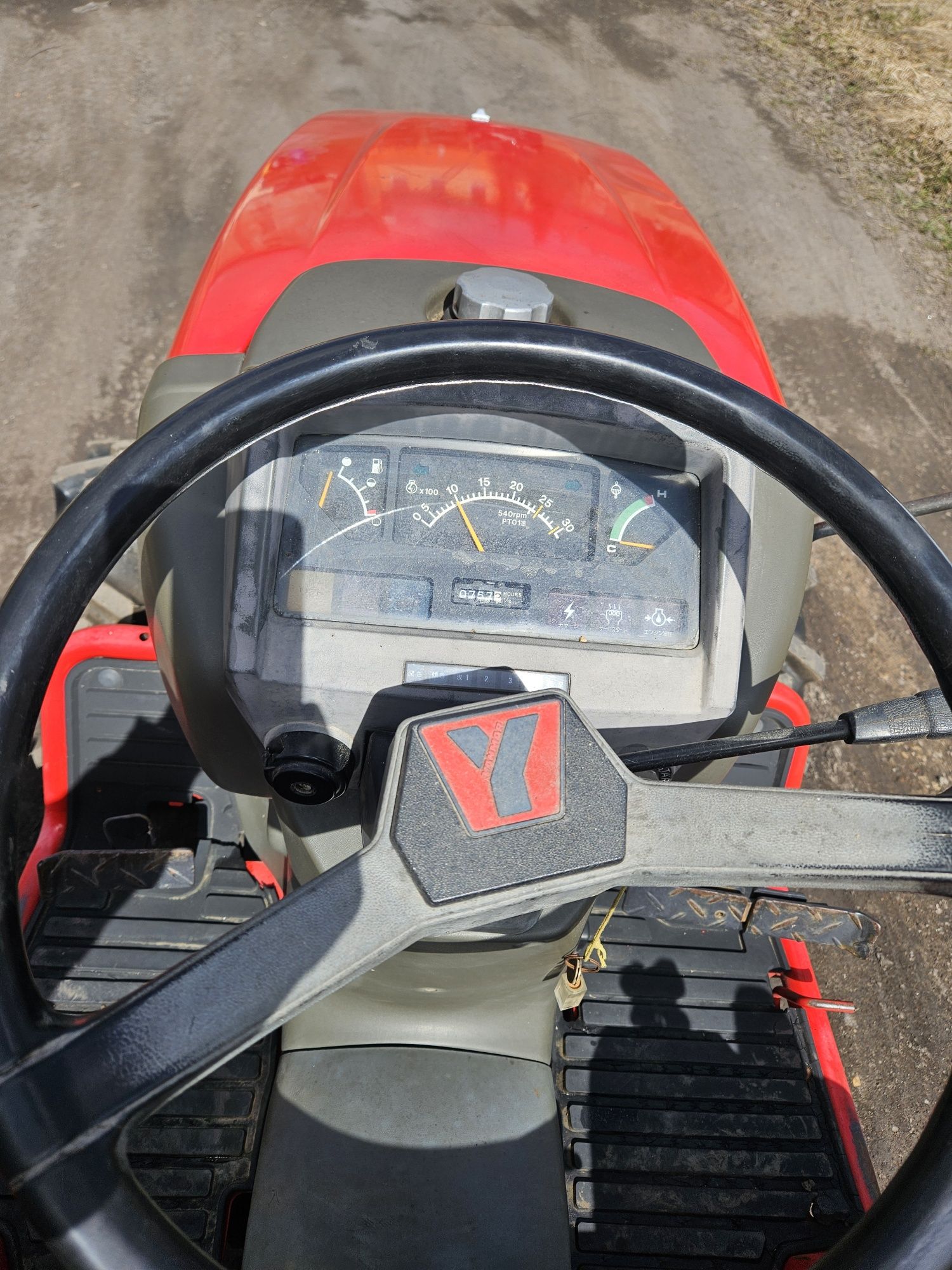 Ciągnik YANMAR F-180 4x4 4x2 18km