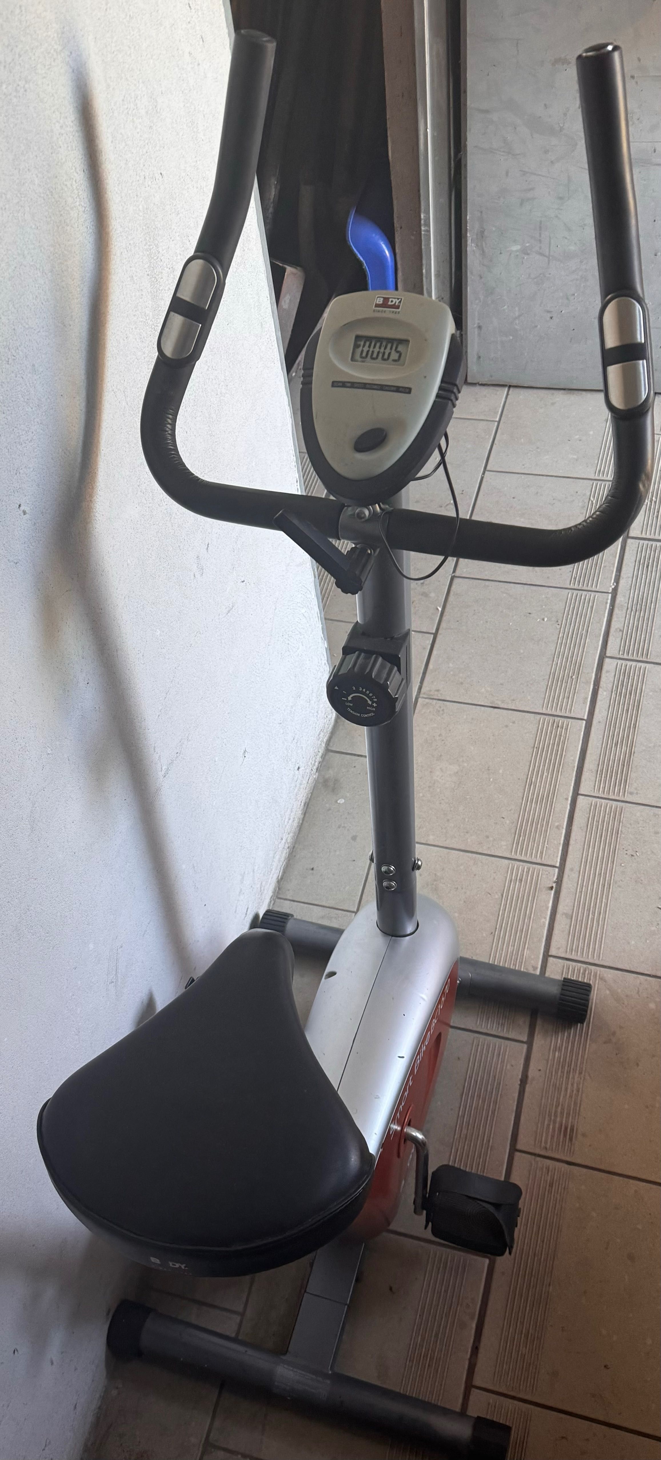 Sprzedam rowerek treningowy kettler