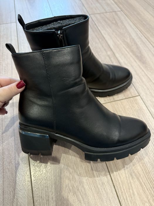 Женские сапожки, 38 размер