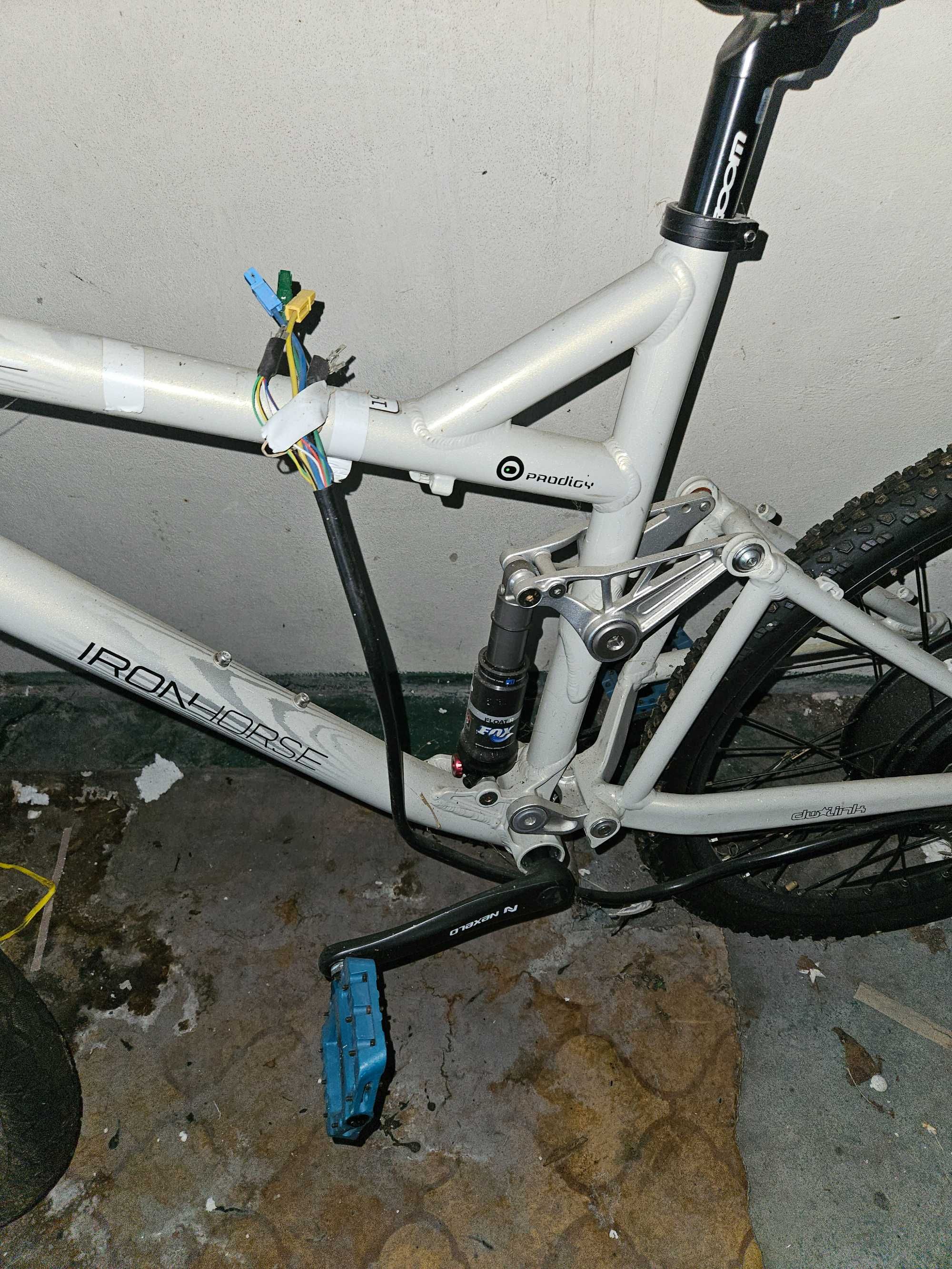Rower elektryczny części