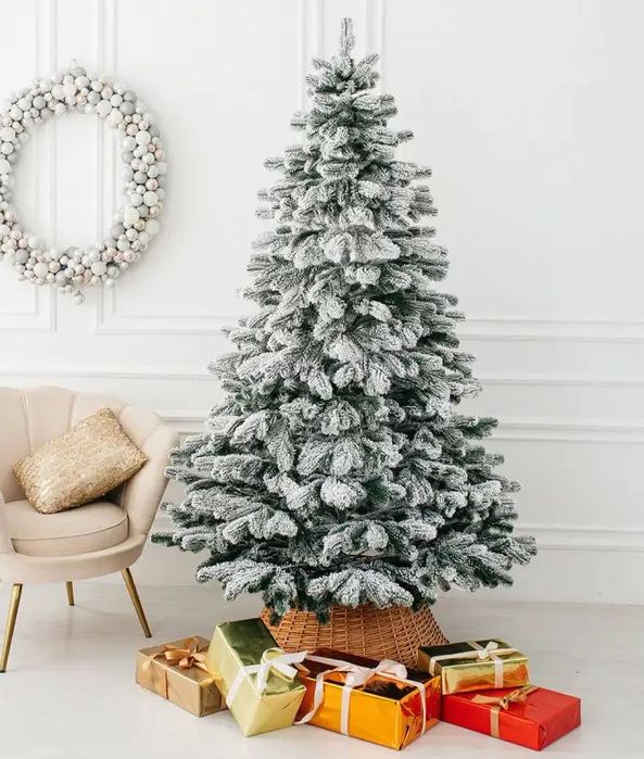 Штучна лита 100%PE ялинка з ефектом снігу / Ялинка засніжена