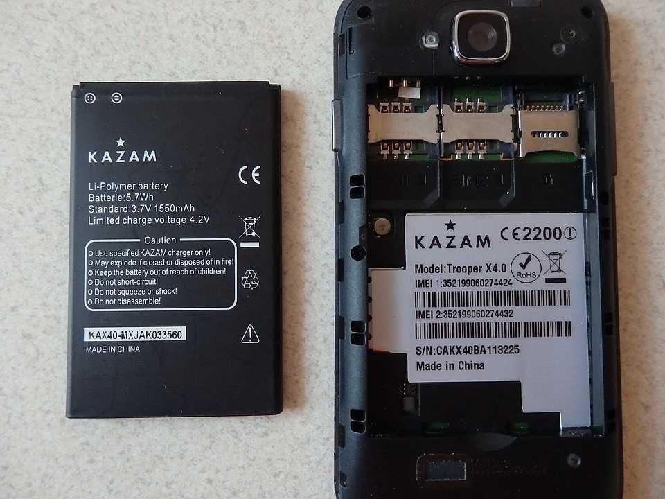 Smartfon KAZAM TROOPER X4.0, 3 wejścia SIM