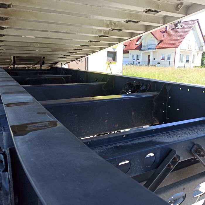 Naczepa wywrotka schmitz 40m3