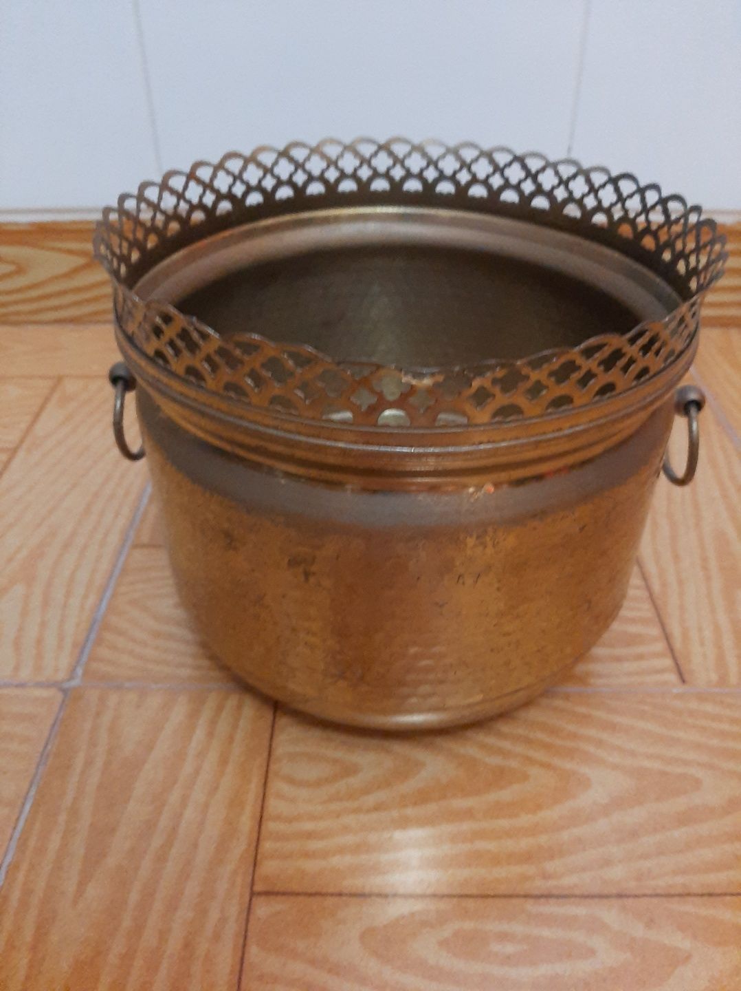 Loiças antiguidades velharias preço por tudo
