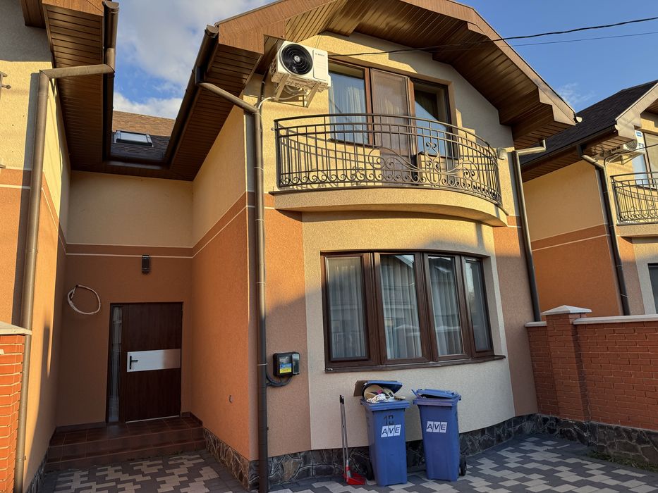 Оренда будинка (Таунхаус), Набережна