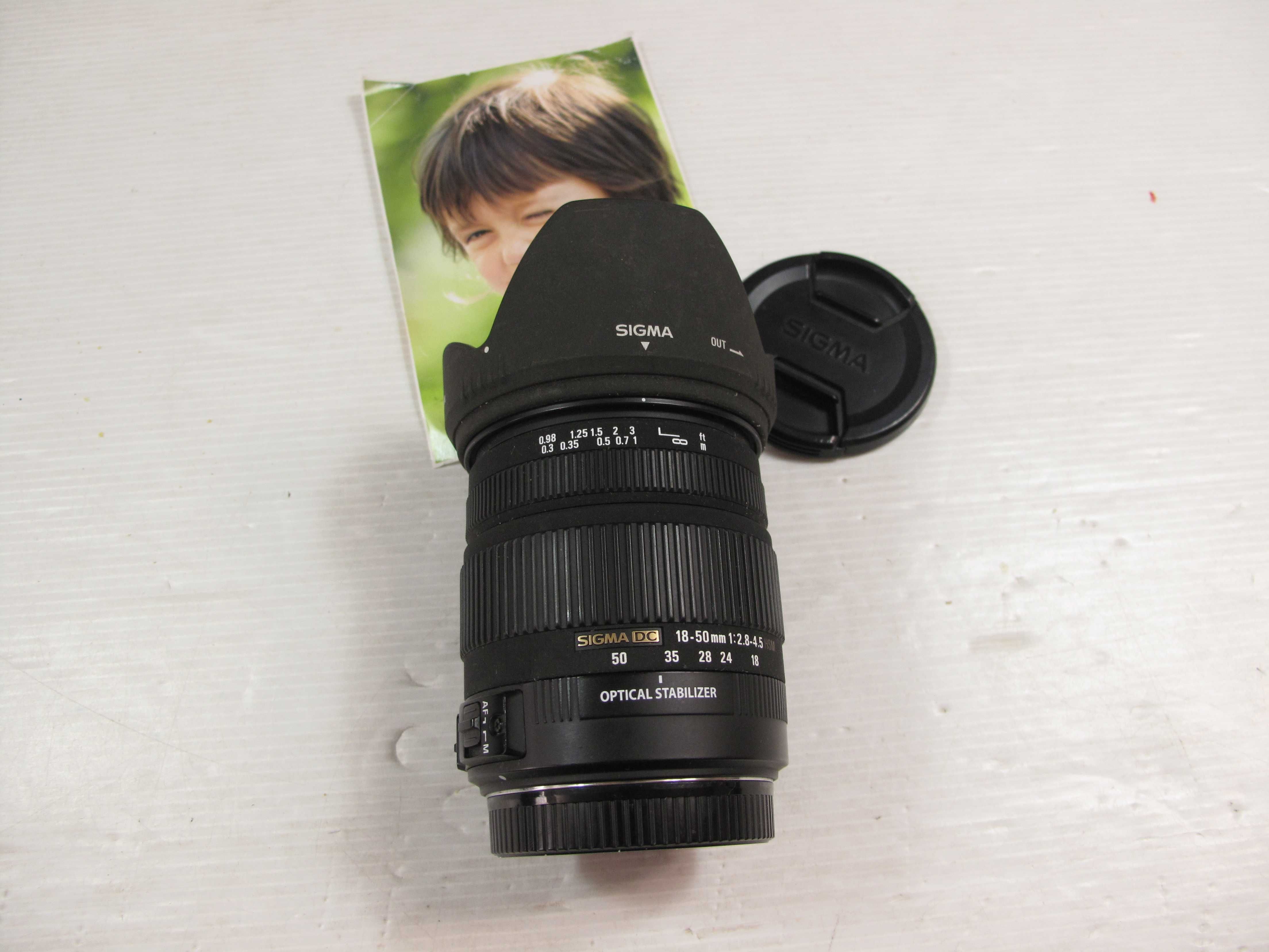 Sigma 18-50mm 2.8-4.5 DC HSM OS - Fullframe/APSC