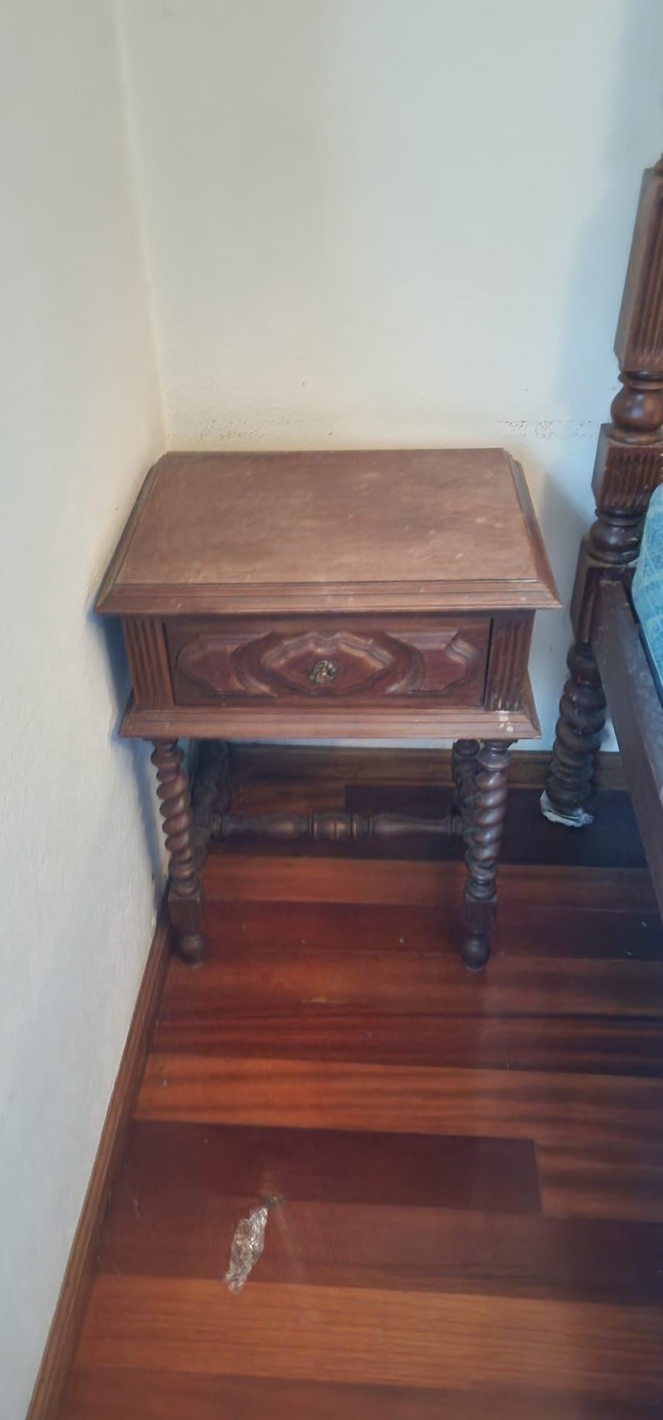 Quarto estilo antigo, móvel de sala.