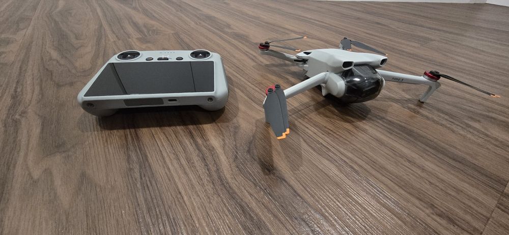 Dji mini 3 + comando RC
