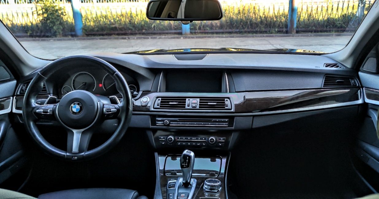 BMW F10 2014 restailing идеальное состояние