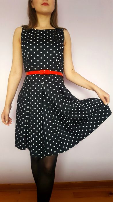 Retro sukienka w grochy