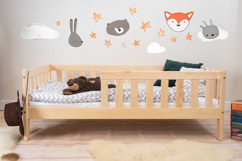 Łóżko dziecięce z barierkami w stylu skandynawskim