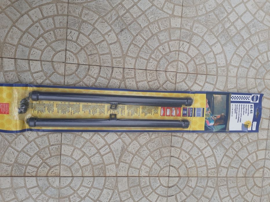 Bomba de encher pneus de pé.