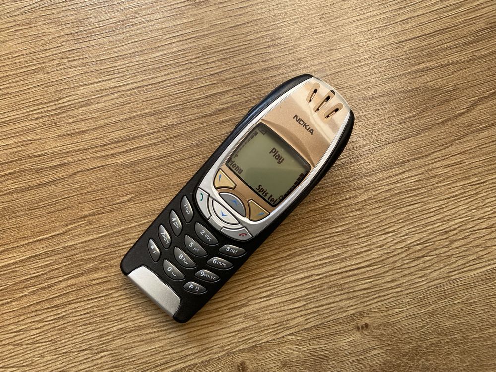 Przepiekna zlota Nokia 6310i- folia na LCD i nowa bateria!