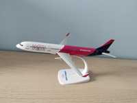 Model Airbus A321 Wizzair