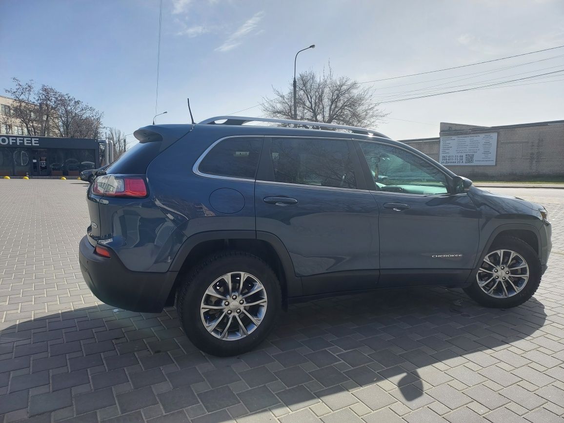 Продам Jeep Cherokee 2019р