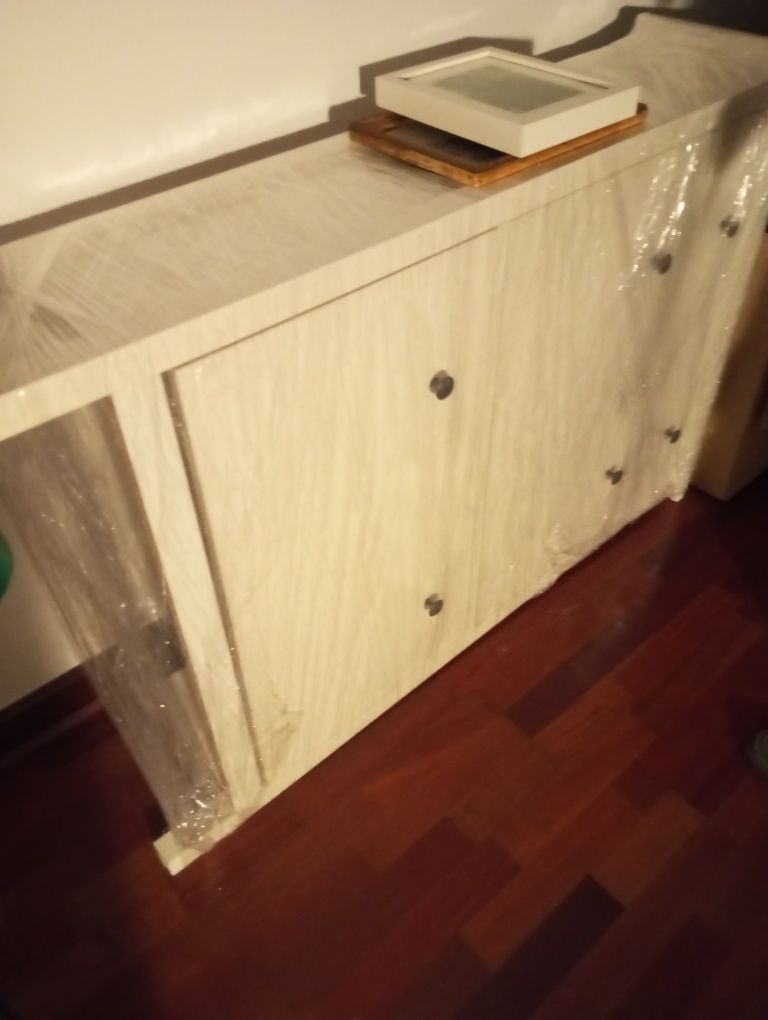 Sapateira IKEA em branco