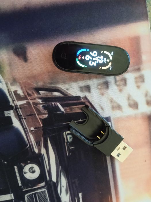 Продаються смарт часи м7