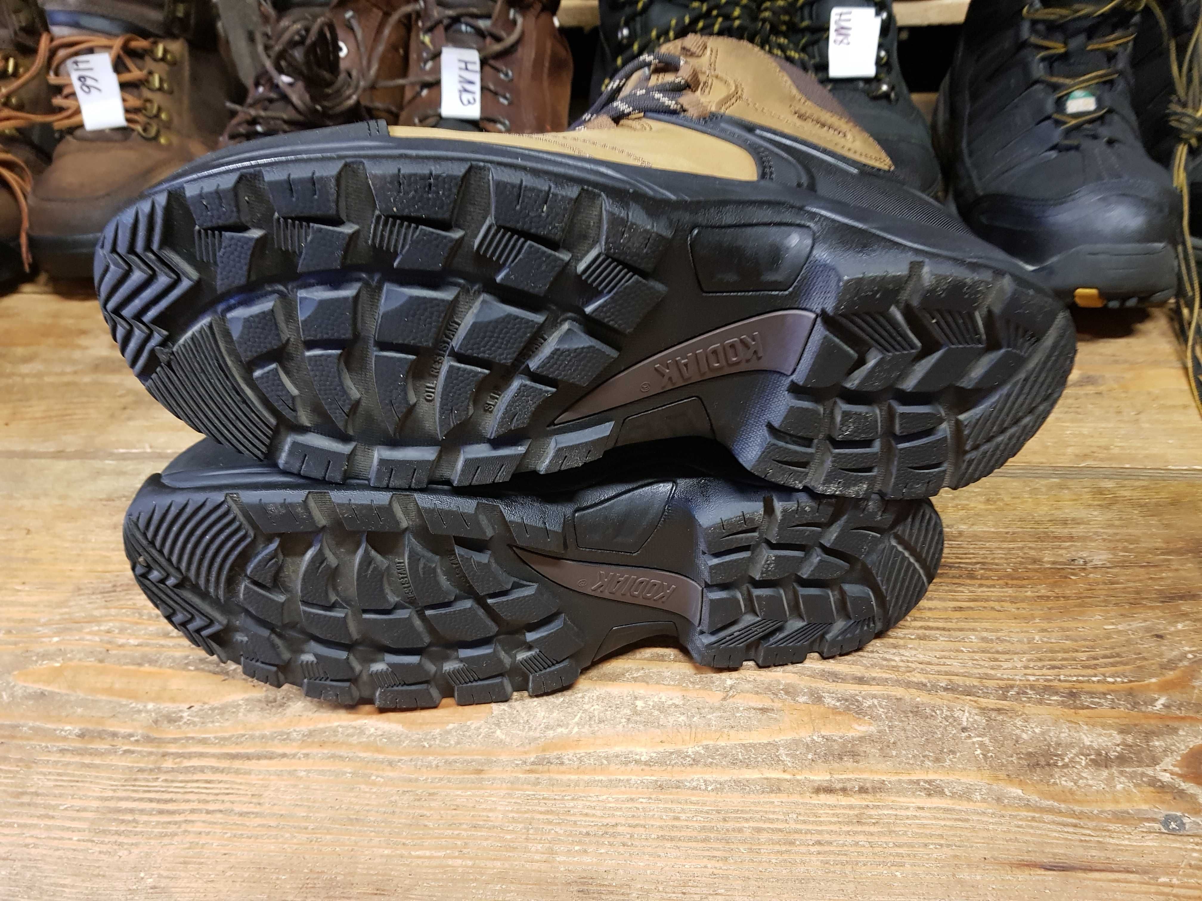 Buty robocze KODIAK rozm 44 wkł 29,5 cm S3