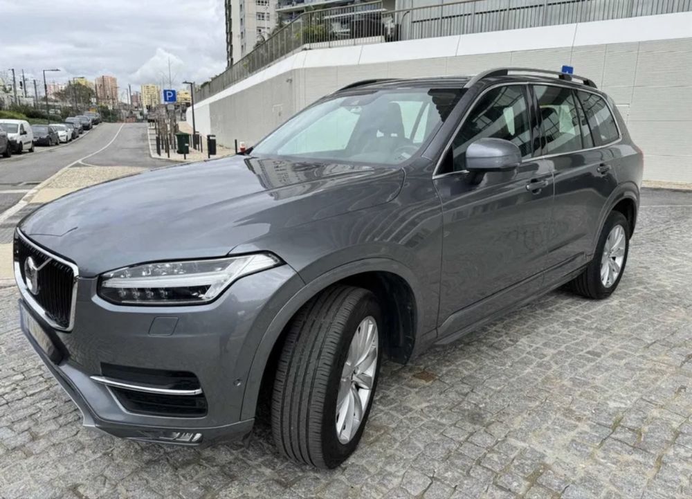 Volvo XC90 D4 Momentum