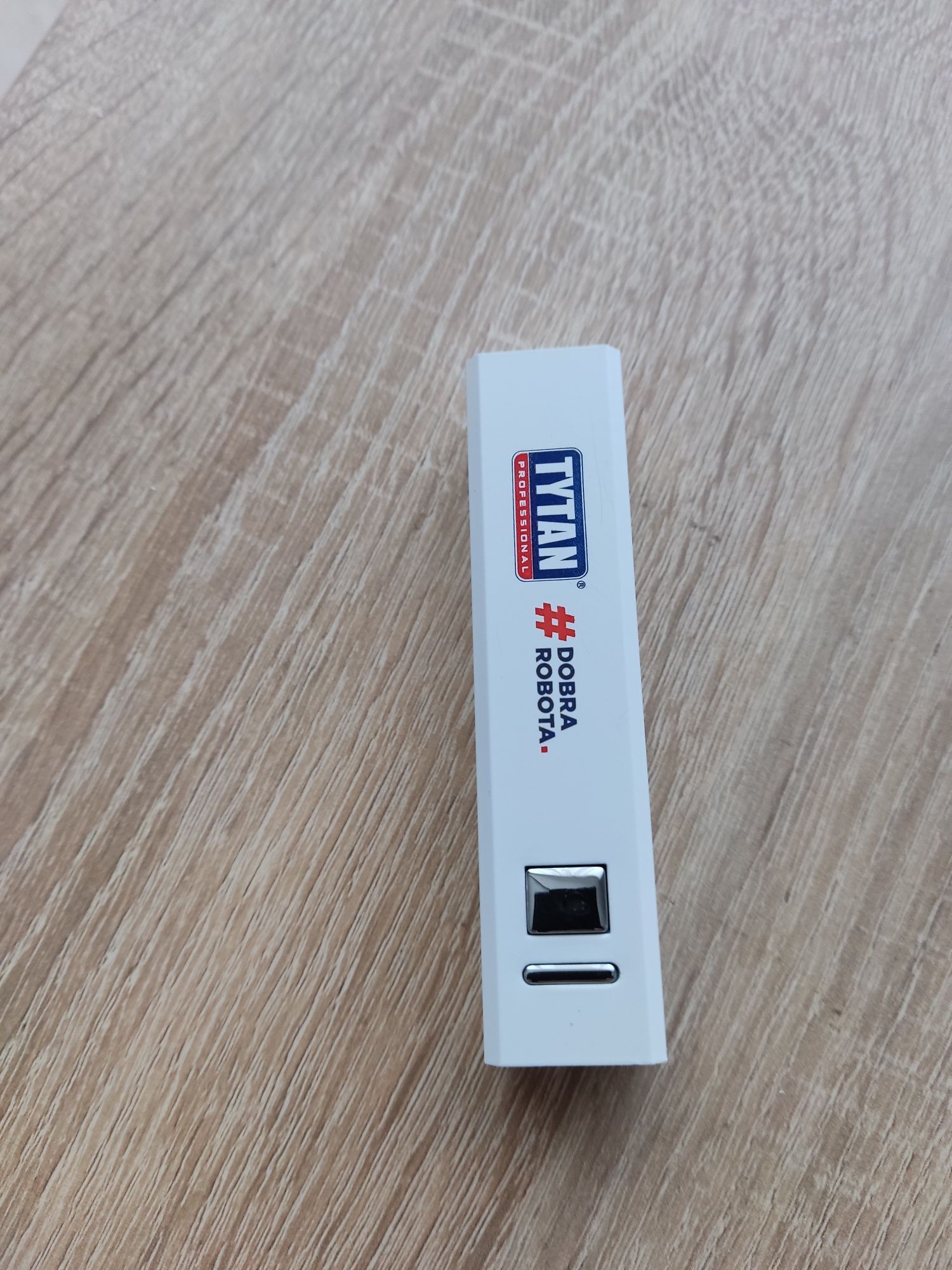 Power bank 2200 mAh biały